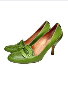 Ted Baker Green Leather Pumps | 7